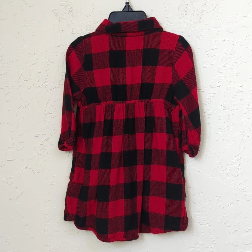 Old Navy spread collar